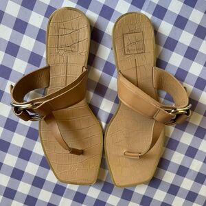 Dolce Vita Ilene Leather Thong Sandal